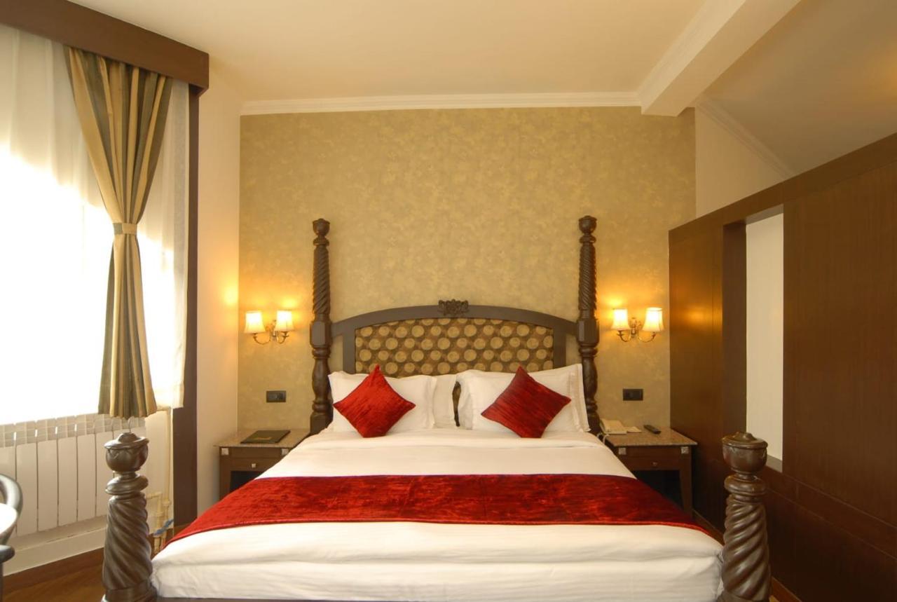 Hotel Arif Castle, Nainital Luaran gambar